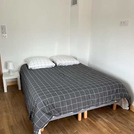 Superbe Maison De Ville, Renovee A 15 Min De Lyon Saint-Symphorien-dʼOzon Exteriör bild