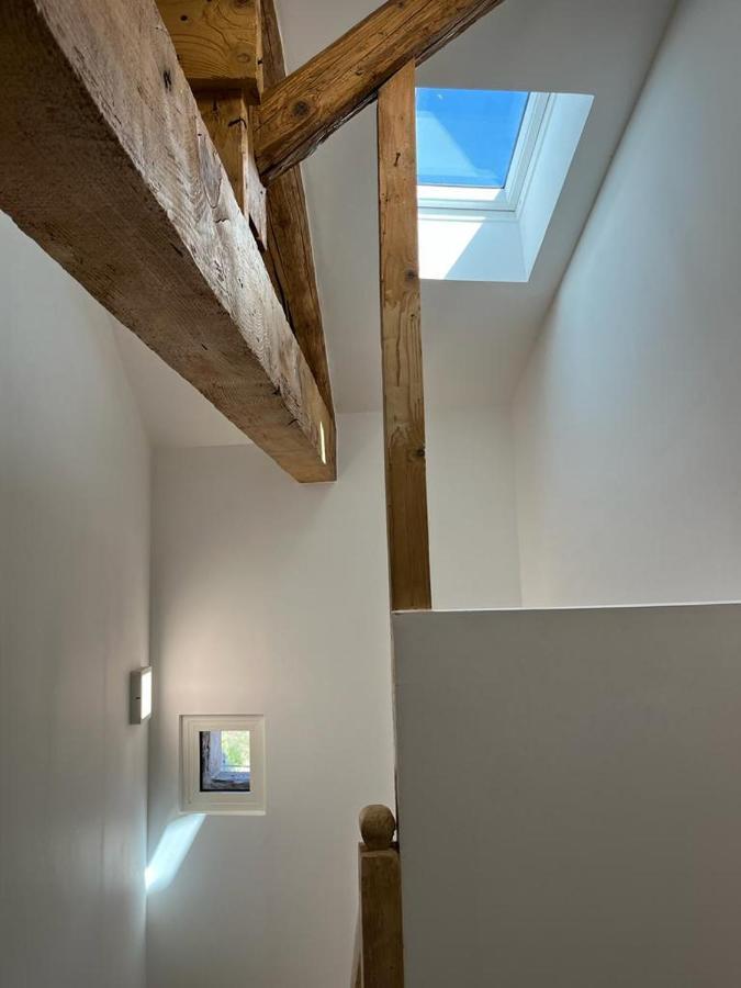 Superbe Maison De Ville, Renovee A 15 Min De Lyon Saint-Symphorien-dʼOzon Exteriör bild