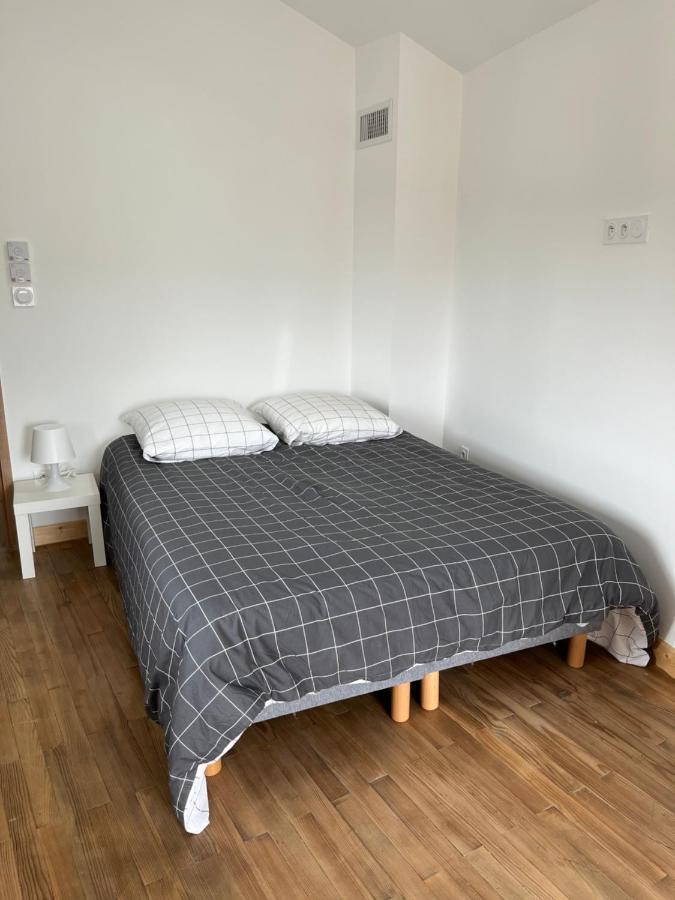 Superbe Maison De Ville, Renovee A 15 Min De Lyon Saint-Symphorien-dʼOzon Exteriör bild